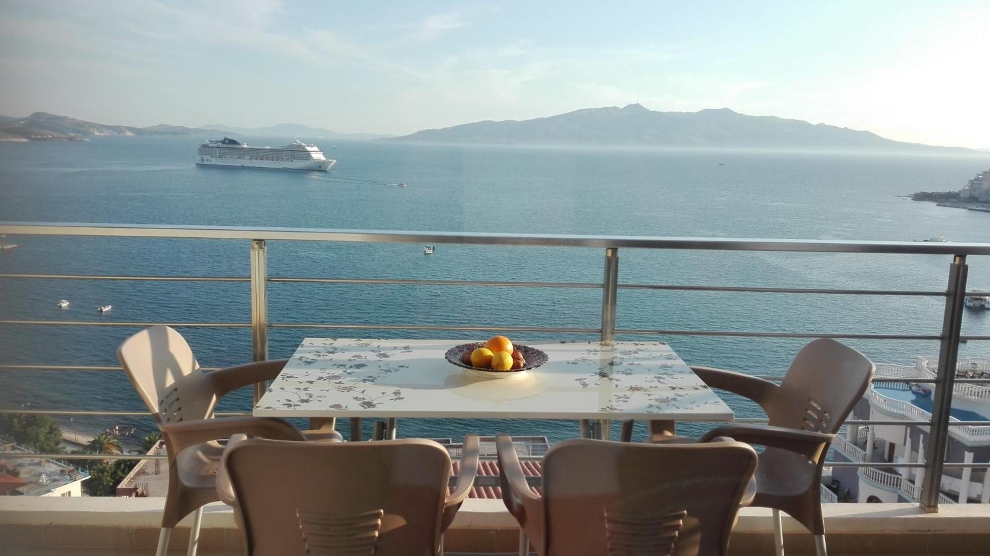 Bay View Apartment Sarandë エクステリア 写真