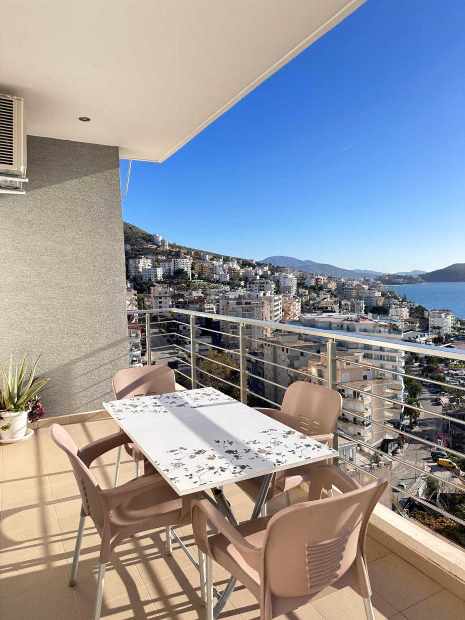 Bay View Apartment Sarandë エクステリア 写真