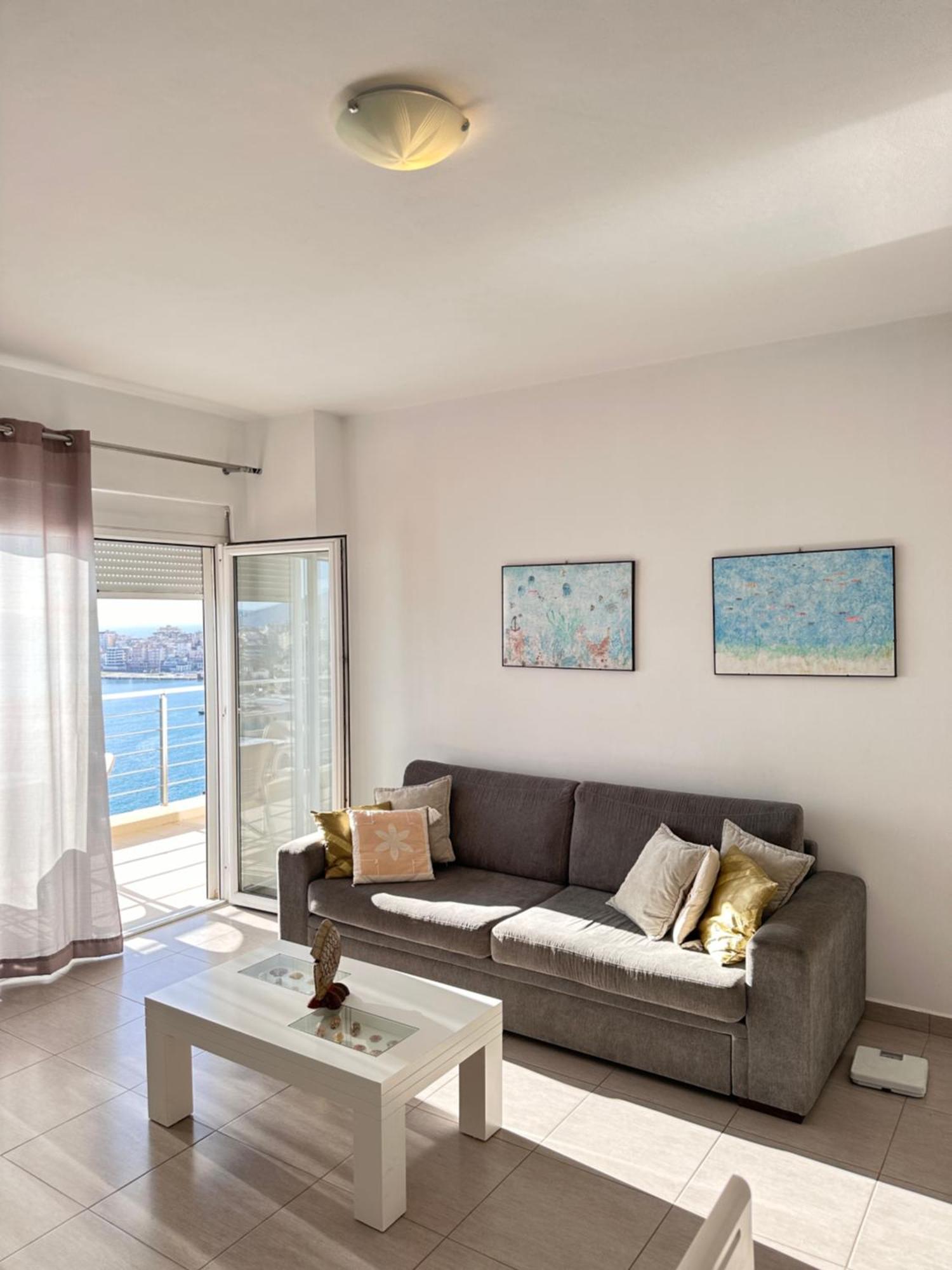 Bay View Apartment Sarandë エクステリア 写真