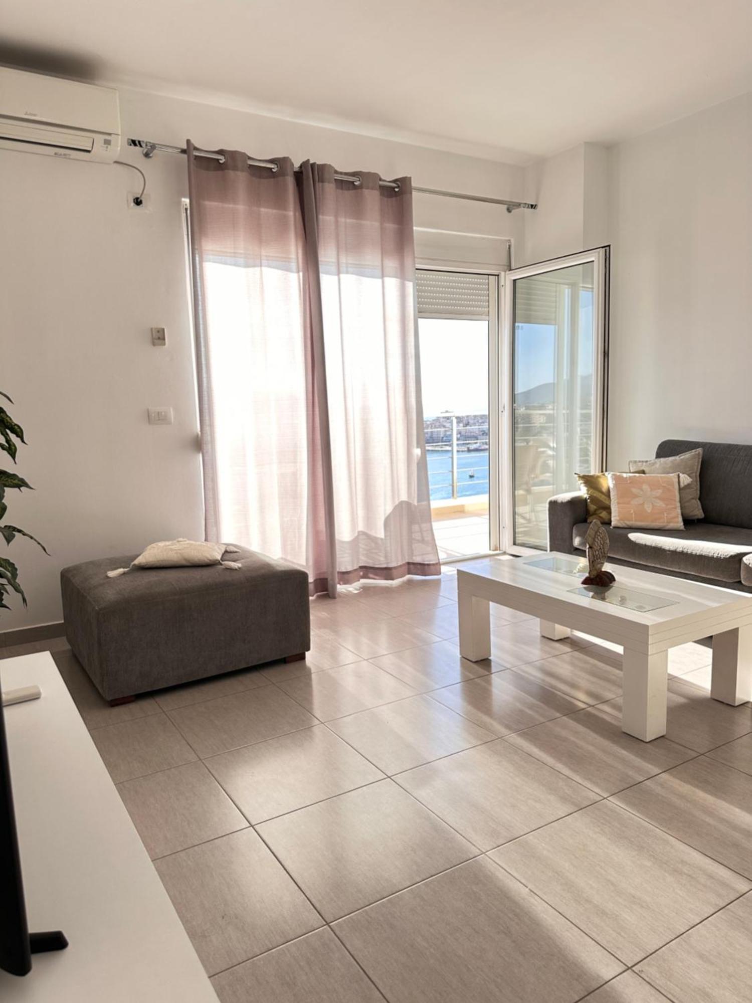 Bay View Apartment Sarandë エクステリア 写真