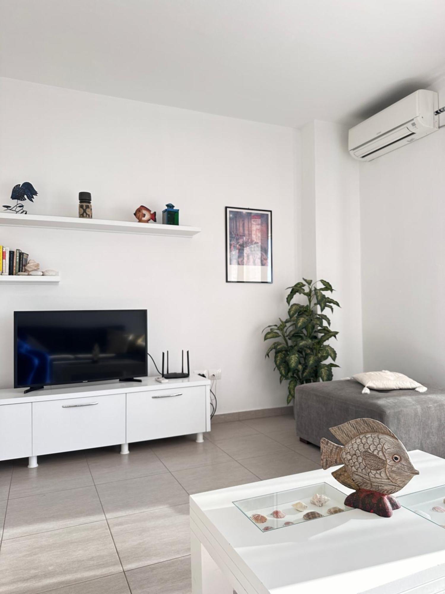 Bay View Apartment Sarandë エクステリア 写真